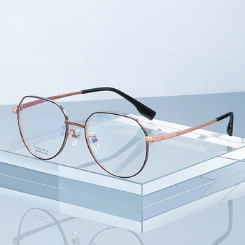 Нови дамски слънчеви очила от чист титан с вакуум IP-впръскване на покритие от качествен материал, женски оптични очила за рецепта с предписани характеристики