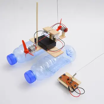 за творчеството Модел лодки с дистанционно управление Направи си сам Експериментална играчка Началото на образователна и научна играчка Учениците подрастващи Момчета и момичета Физика